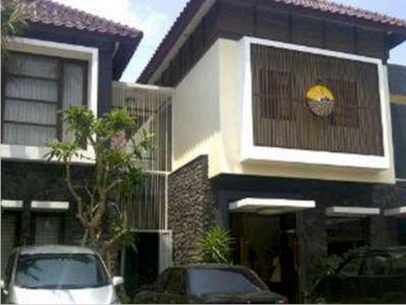 Oyo 3939 Omahkoe Guest House Syariah Malang Exteriör bild